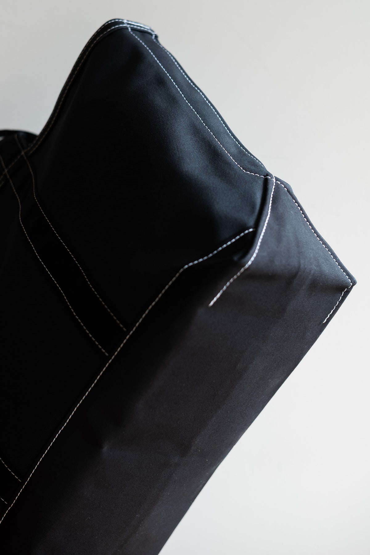 Enough Space Bag - LARGE 〈BLACK × BLACK〉