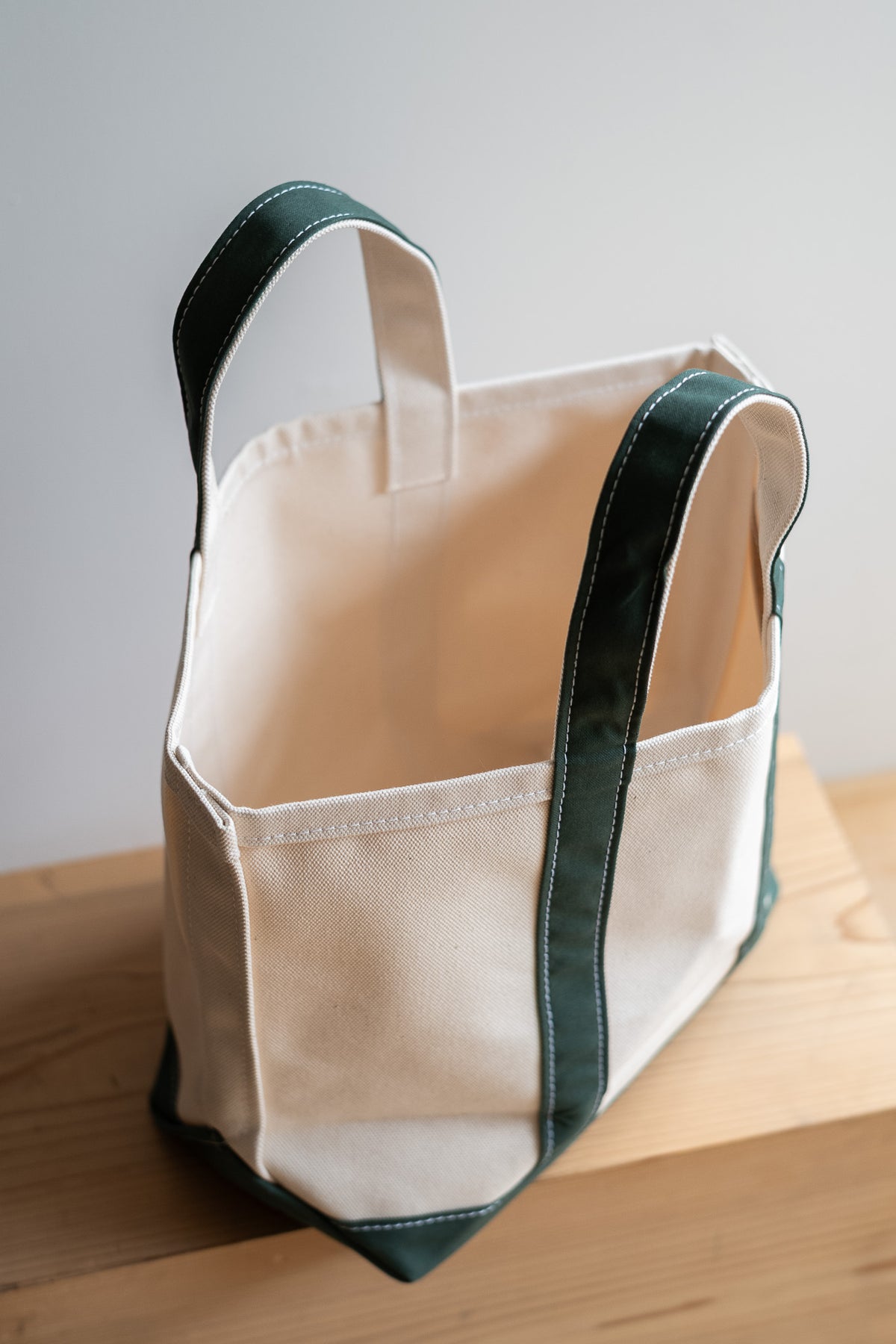 Enough Space Bag - SMALL 〈NATURAL × GREEN〉