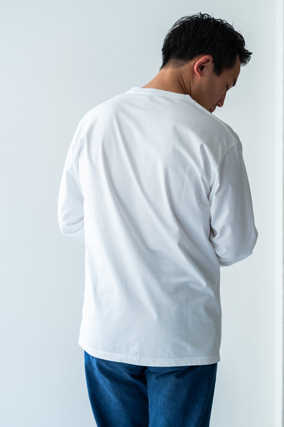 Essential L/S Tee 〈WHITE〉