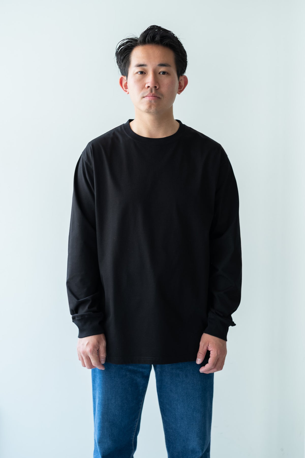 Essential L/S Tee 〈BLACK〉