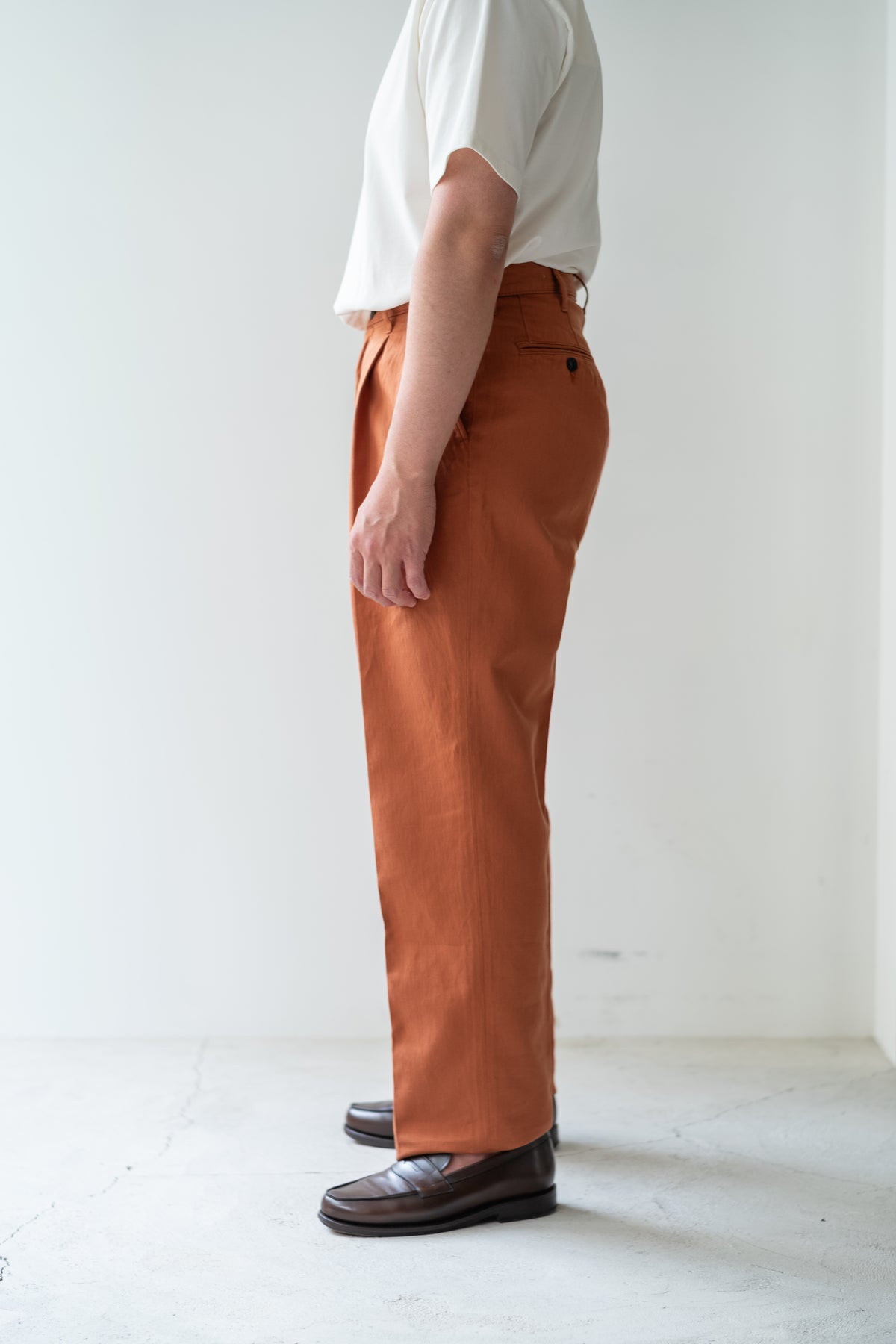 Satin Herringbone Trousers 〈SIERRA〉