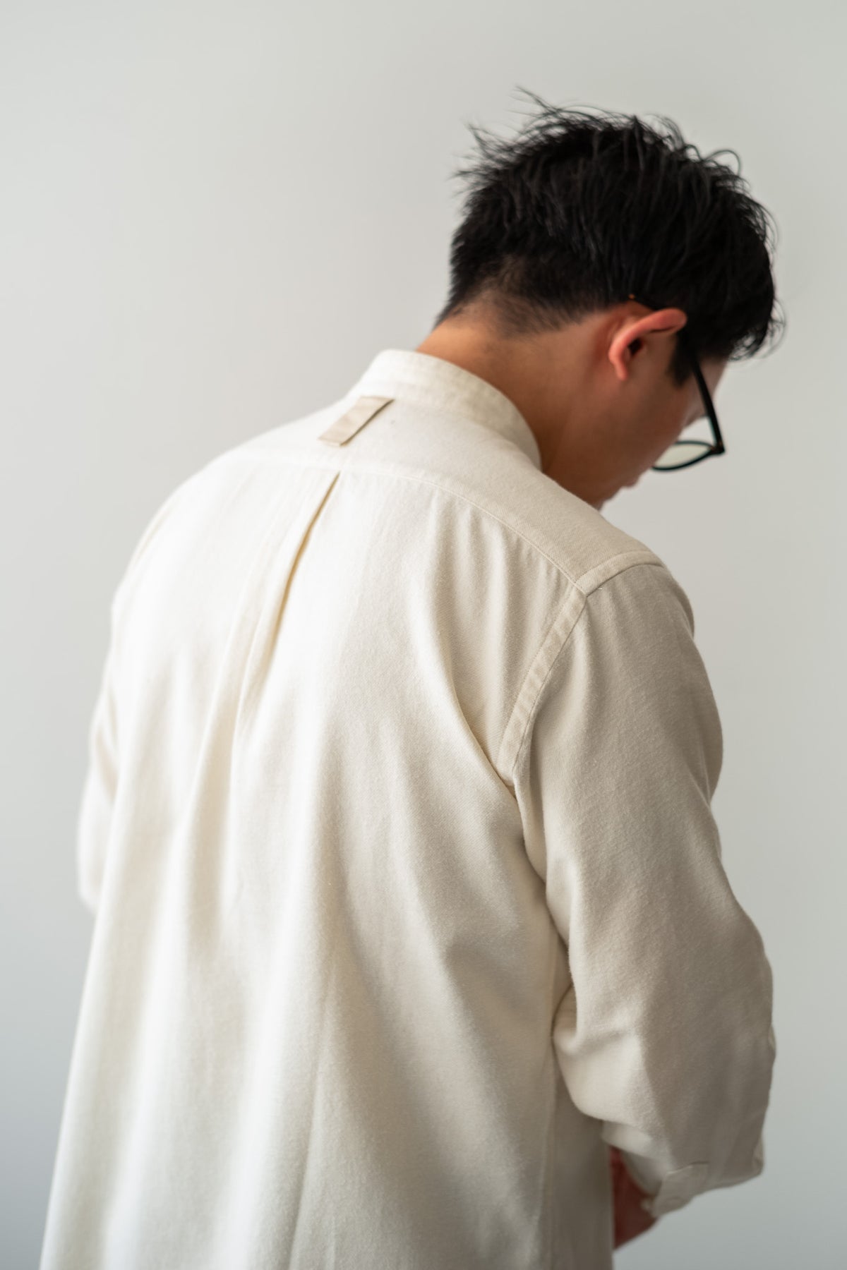 The Band Collar Shirt-FLANNEL〈MILK〉