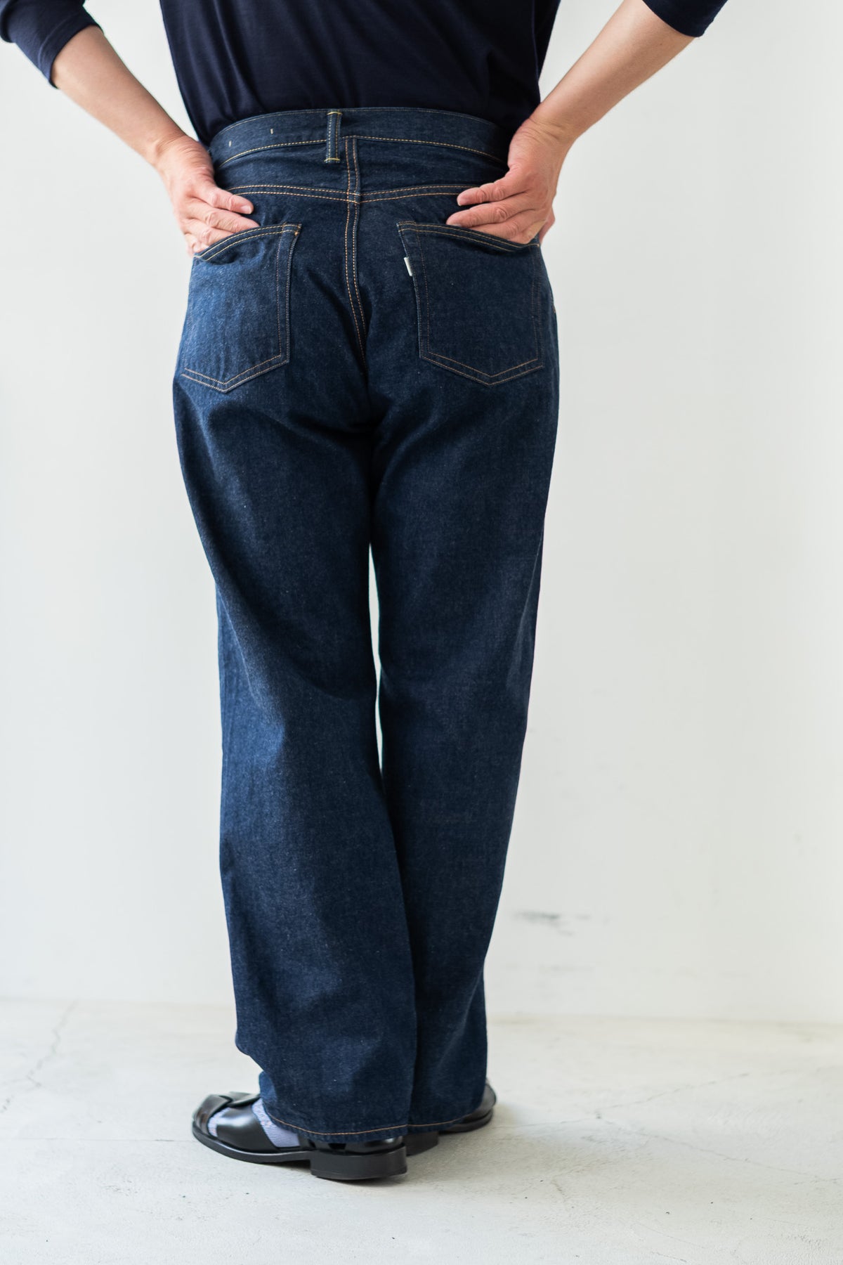 Denim Straight Trousers 〔INDIGO〉