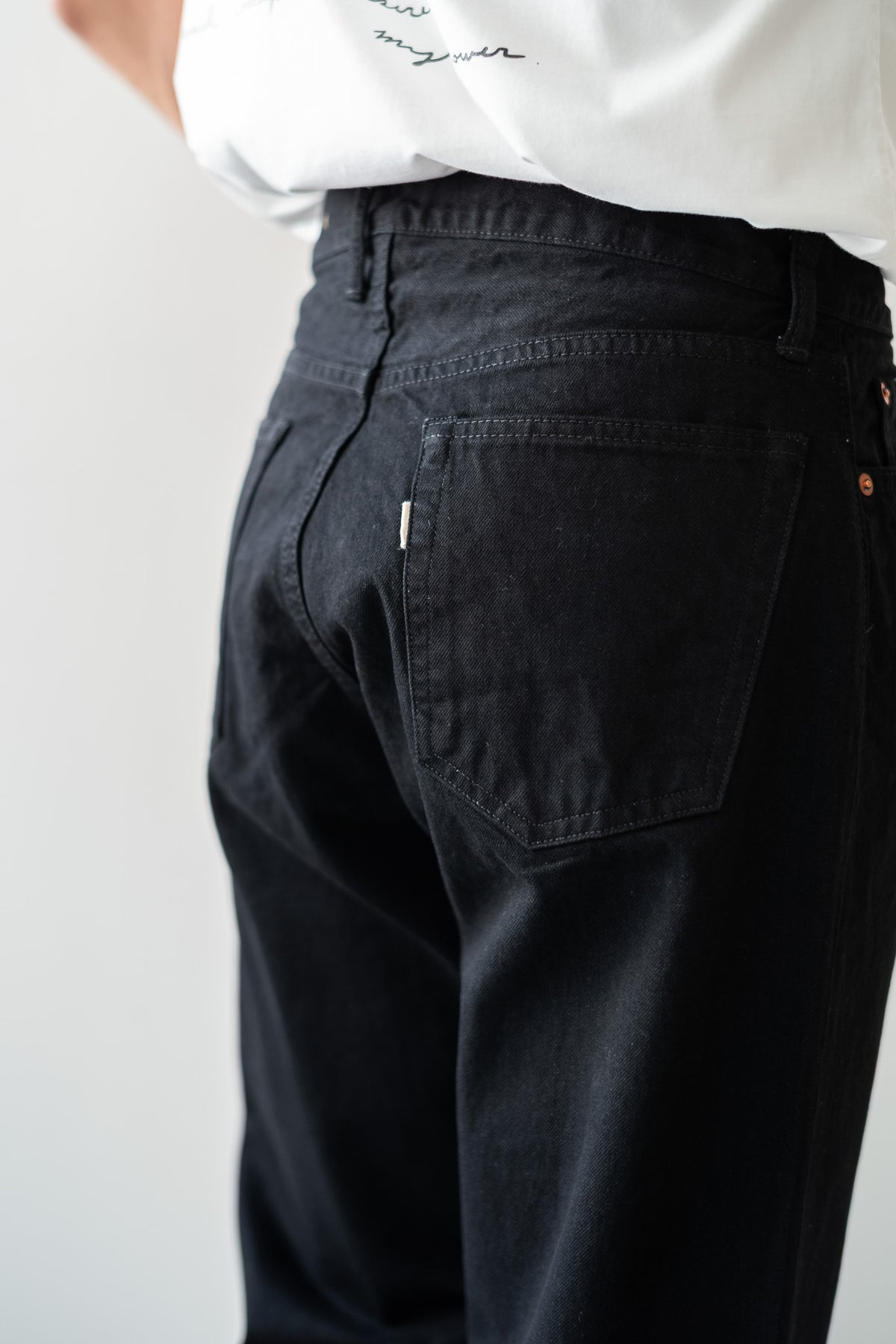 Denim Flare Trousers 〈BLACK〉