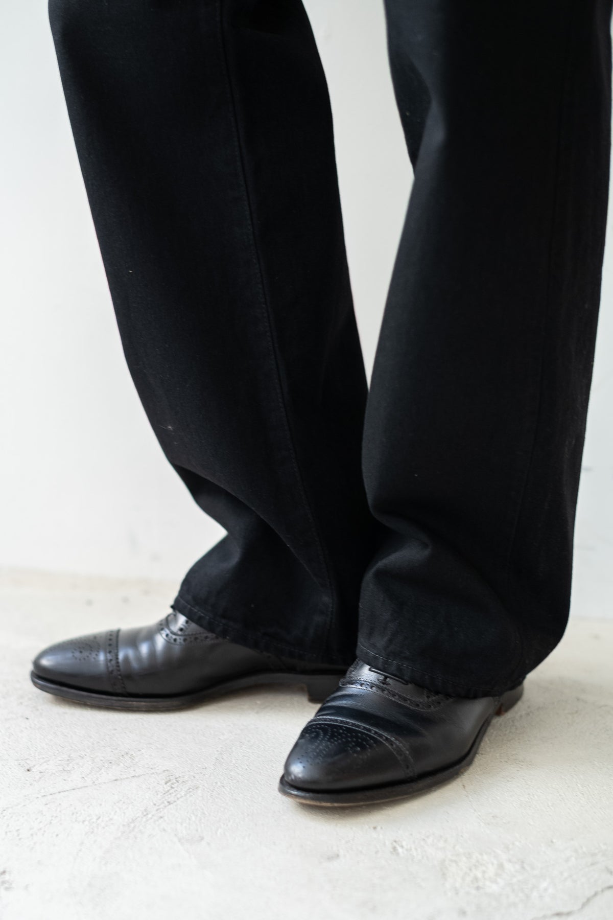 Denim Flare Trousers 〈BLACK〉