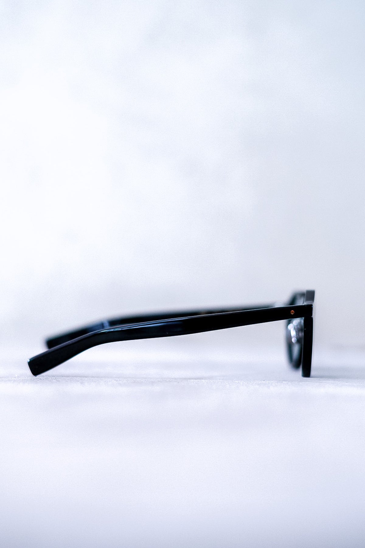 358 〈BLACK-BLU〉