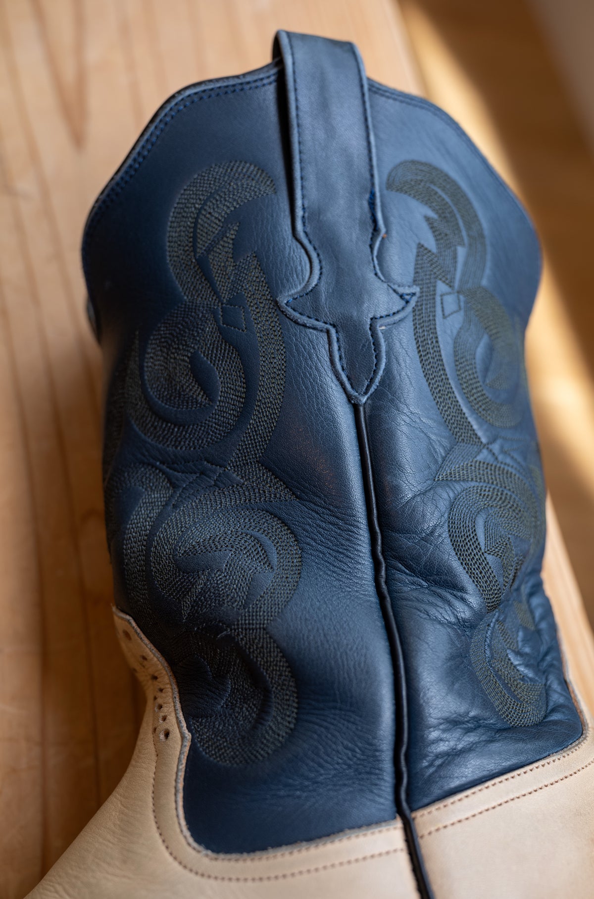 Naughty Rose Kansas 〈NATURAL × NAVY〉