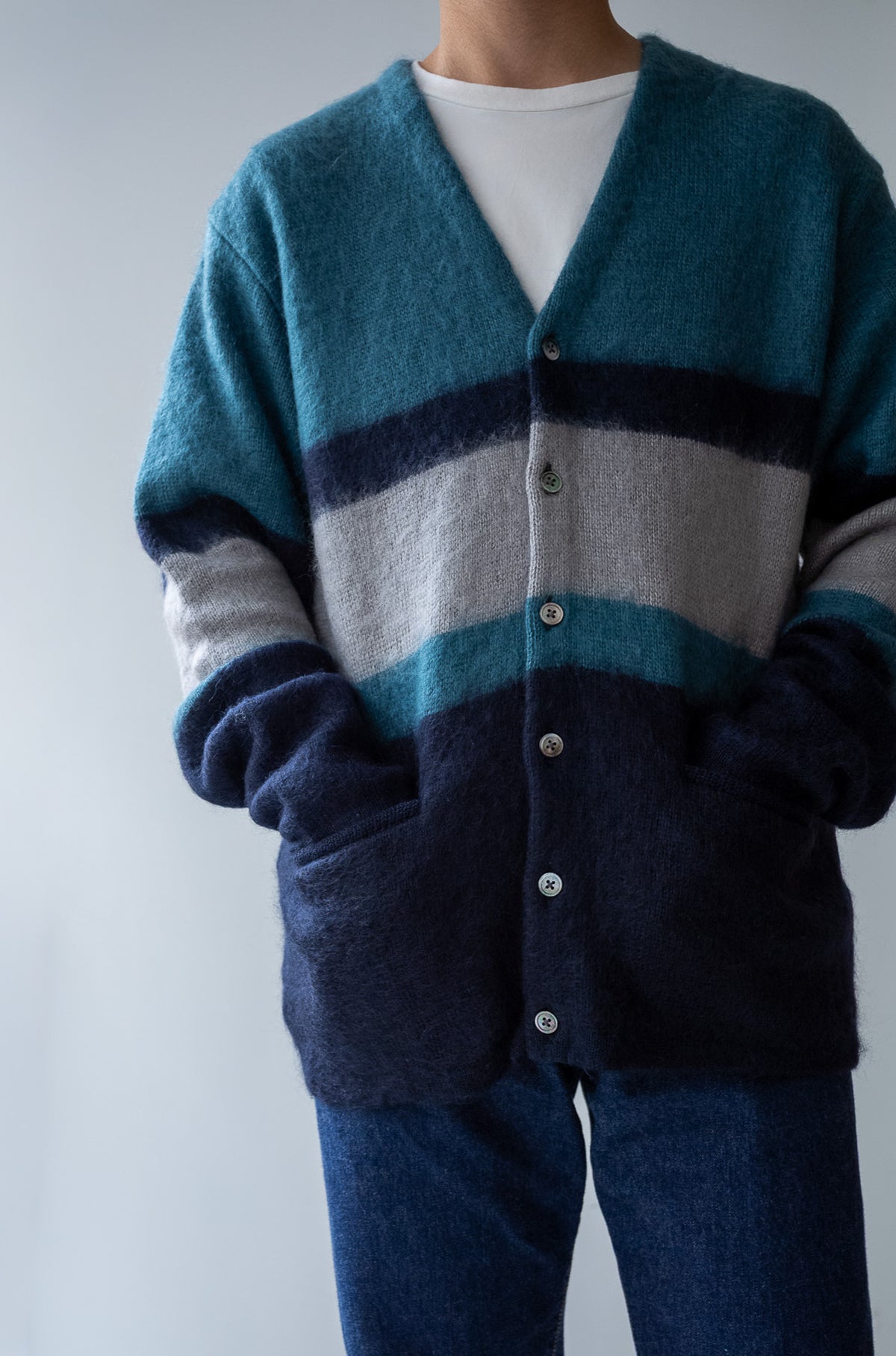 Stupid Shaggy Panel Cardigan〈NAVY BASE〉