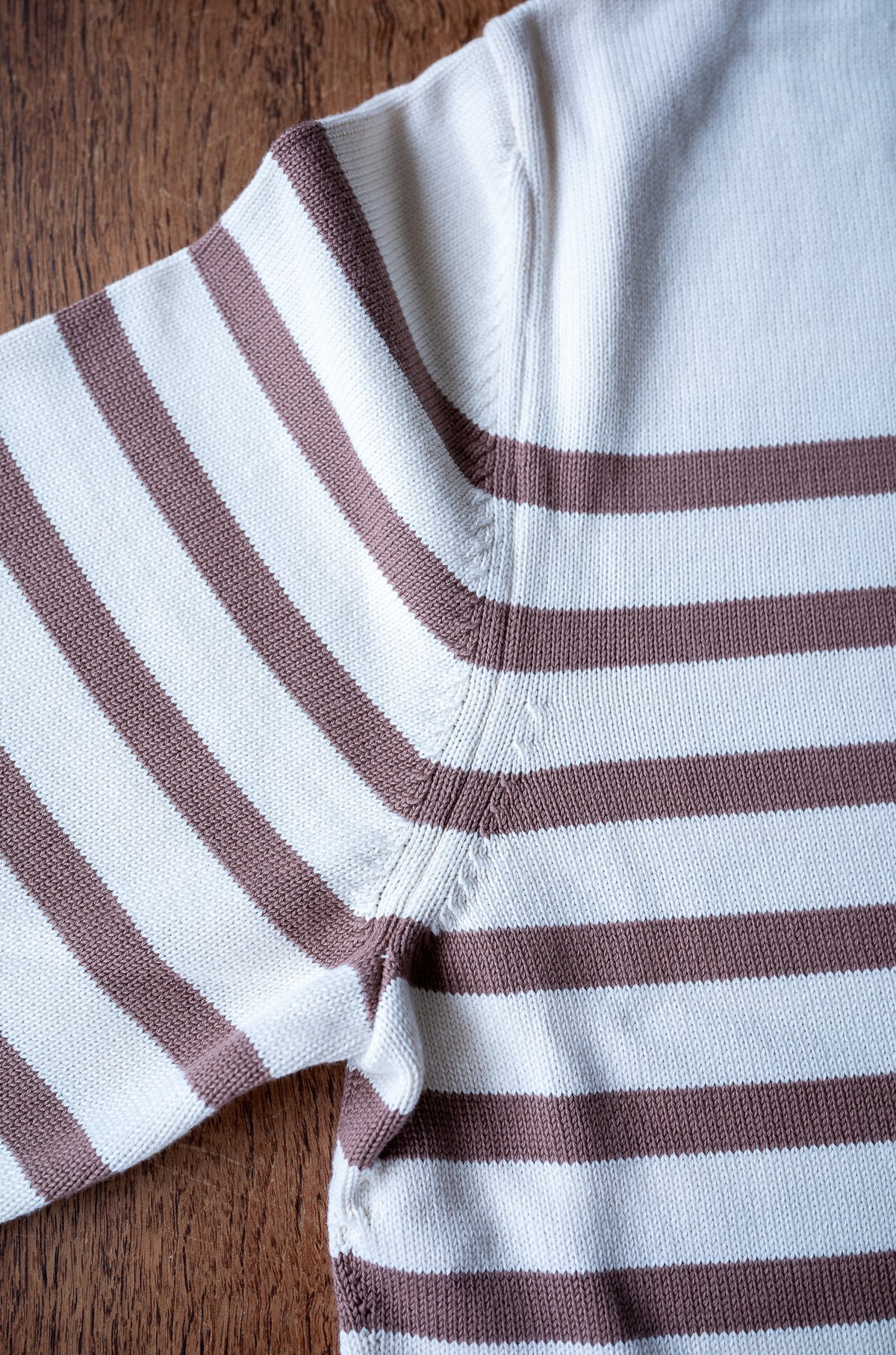 First Pick Suvin Gold Basque Knit 〈MILK × ECRU〉