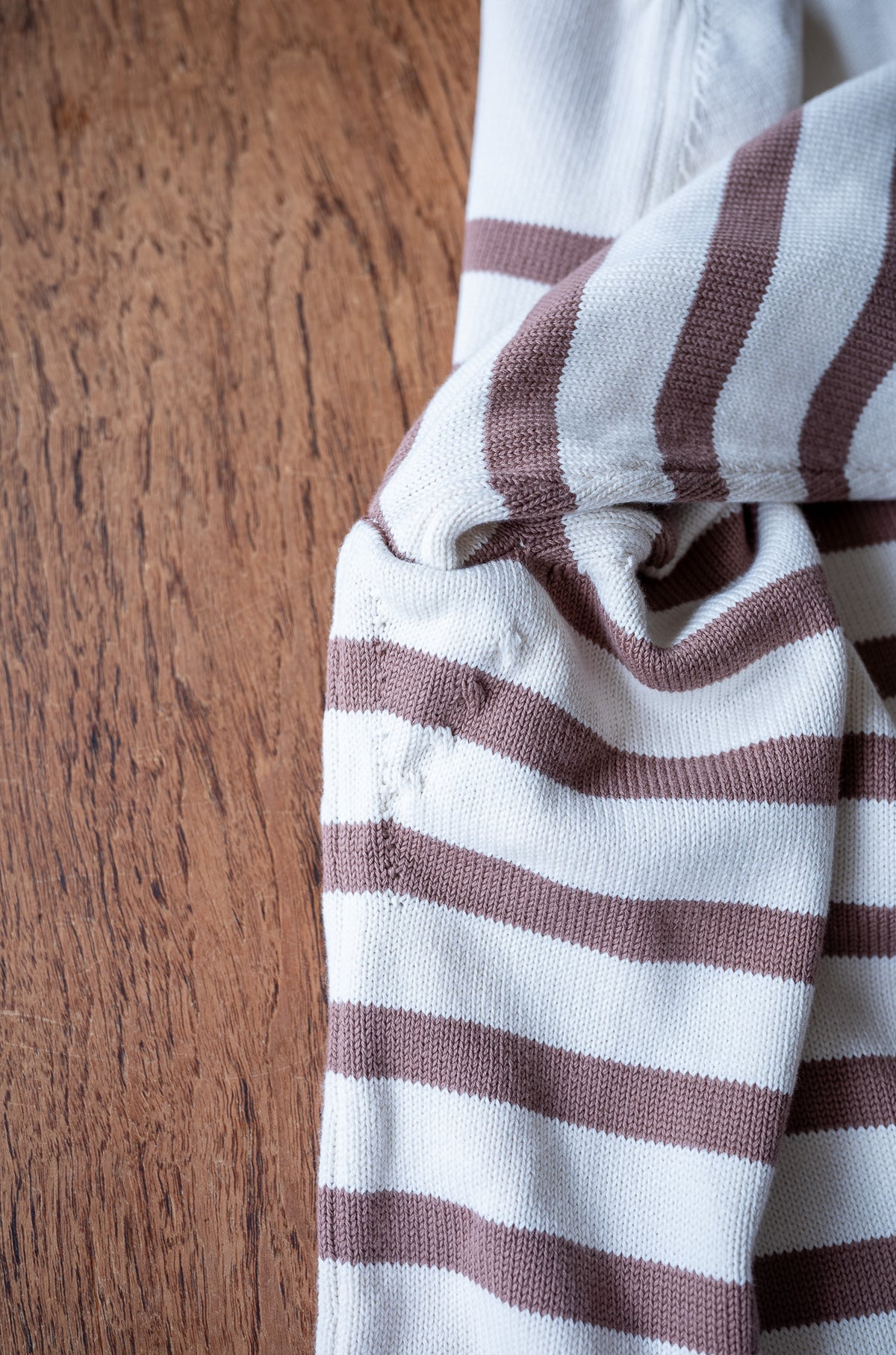 First Pick Suvin Gold Basque Knit 〈MILK × ECRU〉