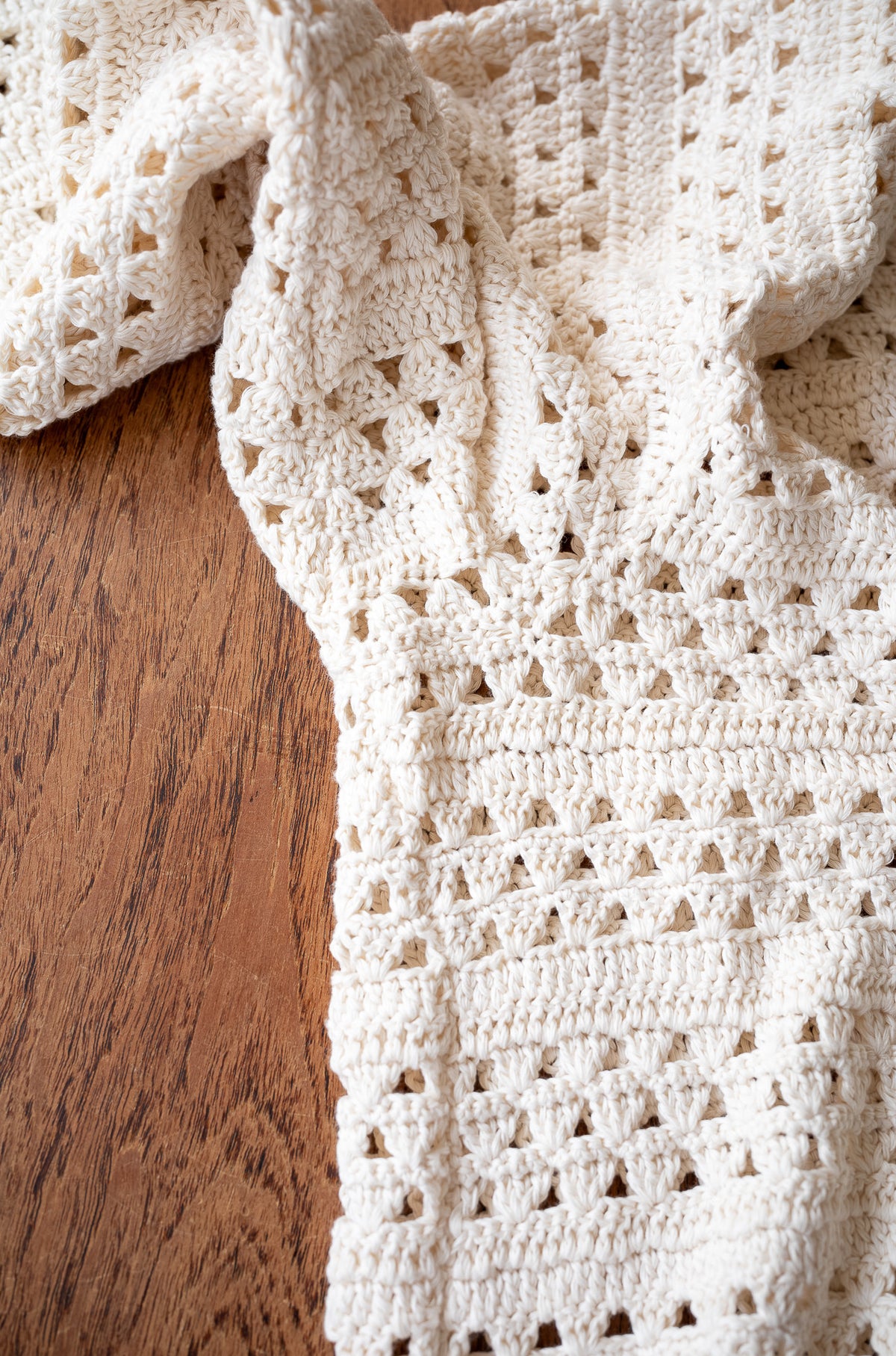 Crochet Horizontal Stripe Pullover 〈MILK〉