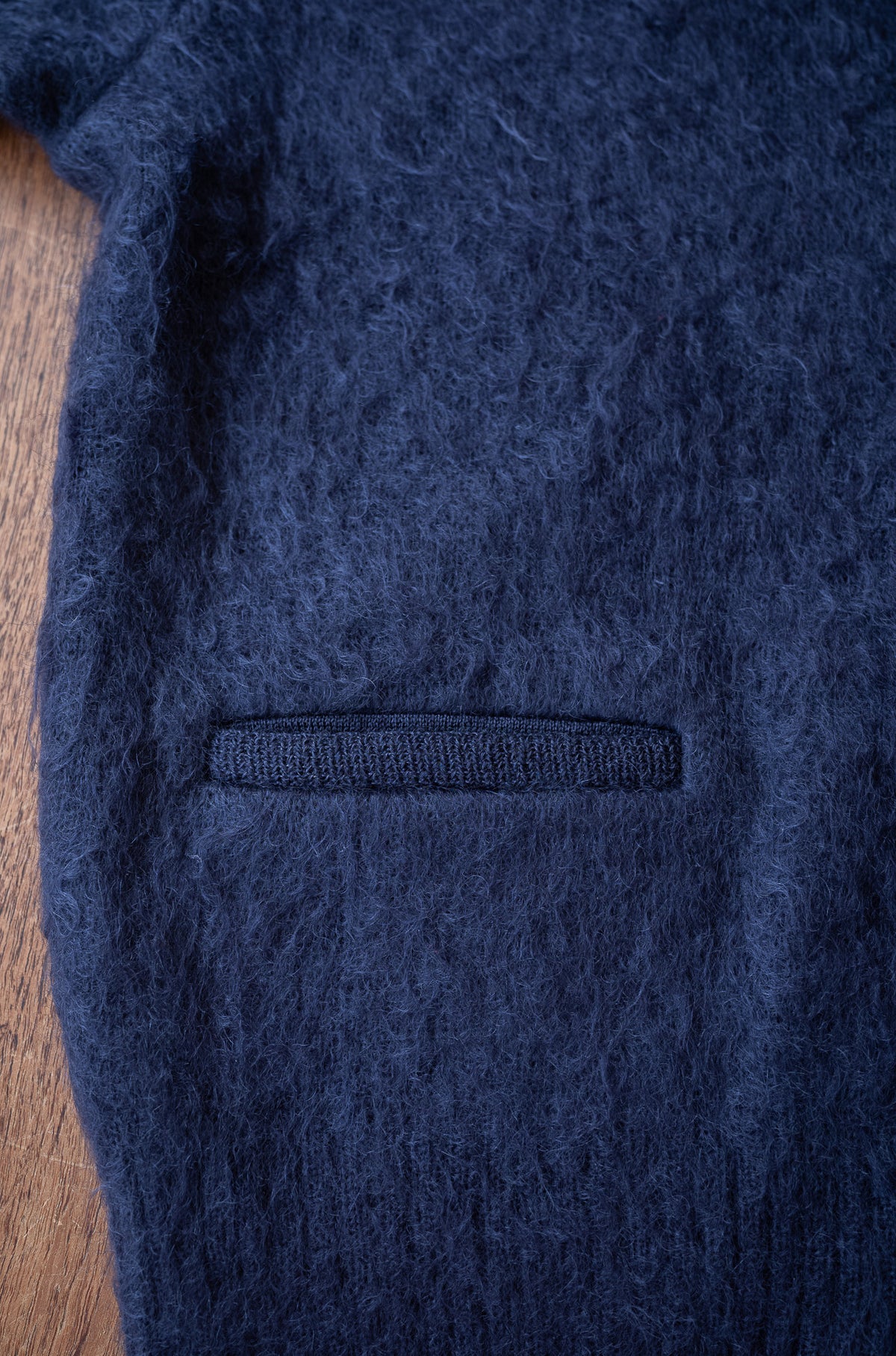 Stupid Shaggy Cardigan 〈MID NIGHT〉