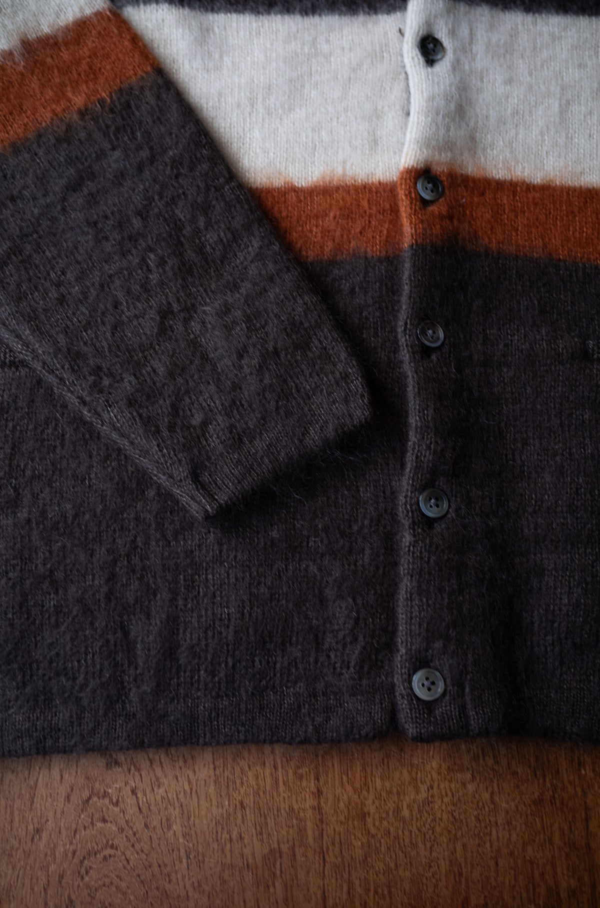 Stupid Shaggy Panel Cardigan 〈BROWN BASE〉