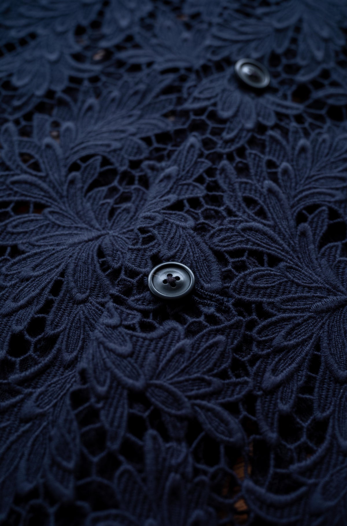 Feather Lace Blouson 〈NAVY〉