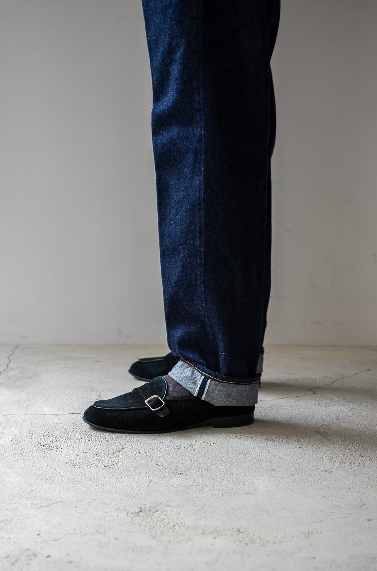 Denim Tapered Trousers 〈INDIGO〉